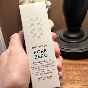 Pore Zero BHA+ Serum - White
